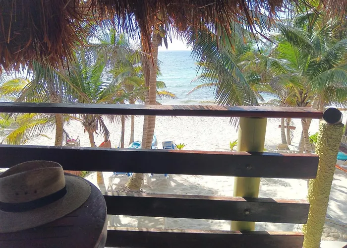 Unahkin Akumal, Tulum Beachfront Relaxing Casa de férias
